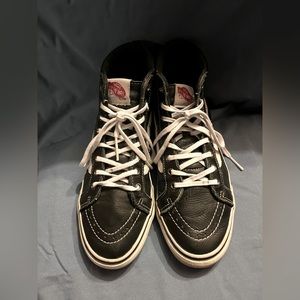 Vans "Off the Wall" High Top Black Leather Skate Shoes Size 7